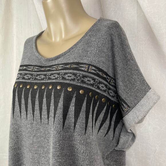 Forever 21 Grey Black Studded Short Sleeve Fringe Top Southwestern Oversized SM - Picture 7 of 16